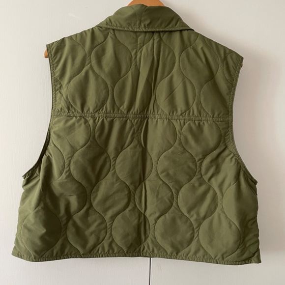 Green quilted vest - Picture 2 of 3